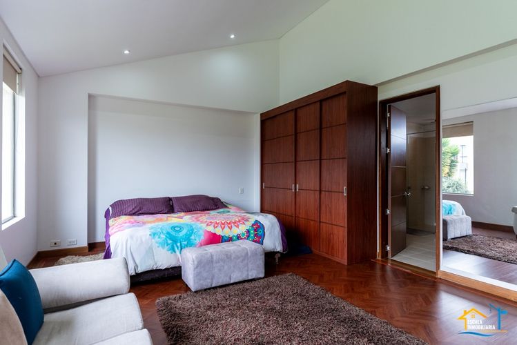 Casa de 3 alcobas en venta en Rozo, Cota, 254 m² · foto 19 de 24