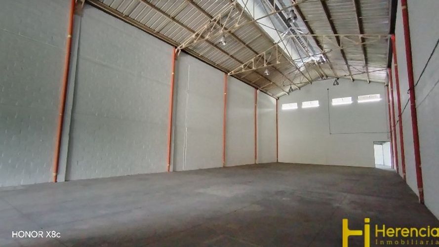 Bodega en arriendo en San Agustin Suramerica, La Estrella, 672 m² · foto 2 de 24