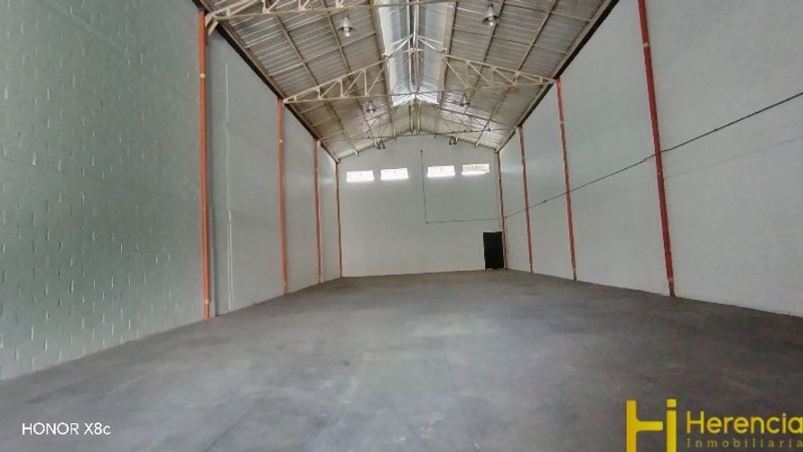 Bodega en arriendo en San Agustin Suramerica, La Estrella, 672 m² · foto 3 de 24