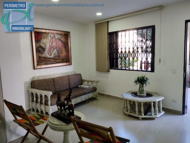 Casa de 2 alcobas en venta en Santa Lucia, Medellín, 119 m² · foto 2 de 12