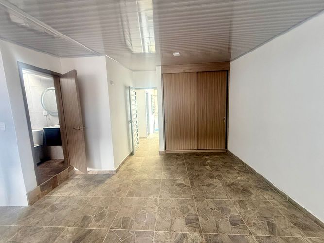 Edificio en venta en Chipre, Manizales, 400 m² · foto 5 de 10