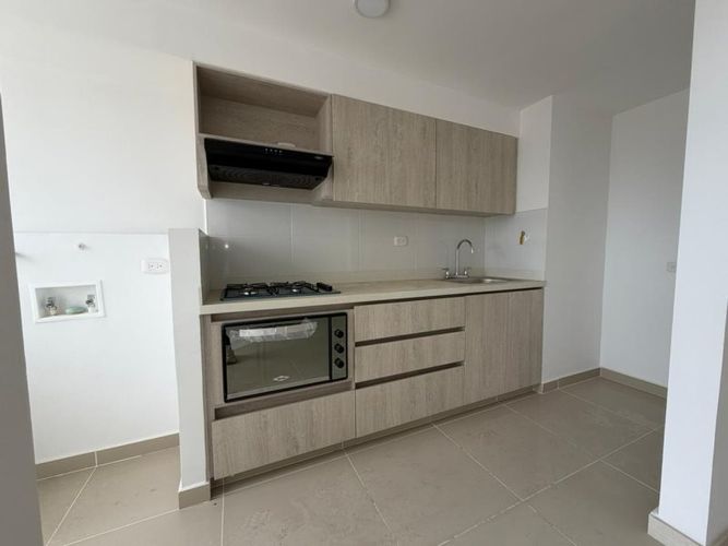 Apartamento de 3 alcobas en venta en El Porvenir, Rionegro, 63 m² · foto 3 de 14