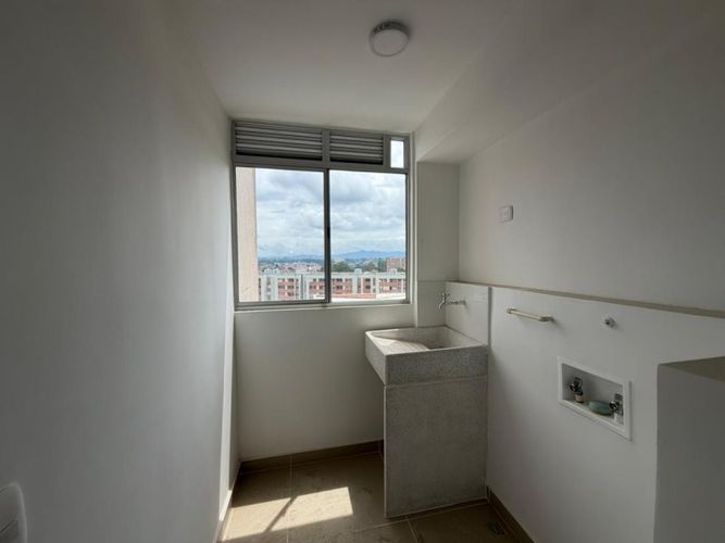 Apartamento de 3 alcobas en venta en El Porvenir, Rionegro, 63 m² · foto 6 de 14