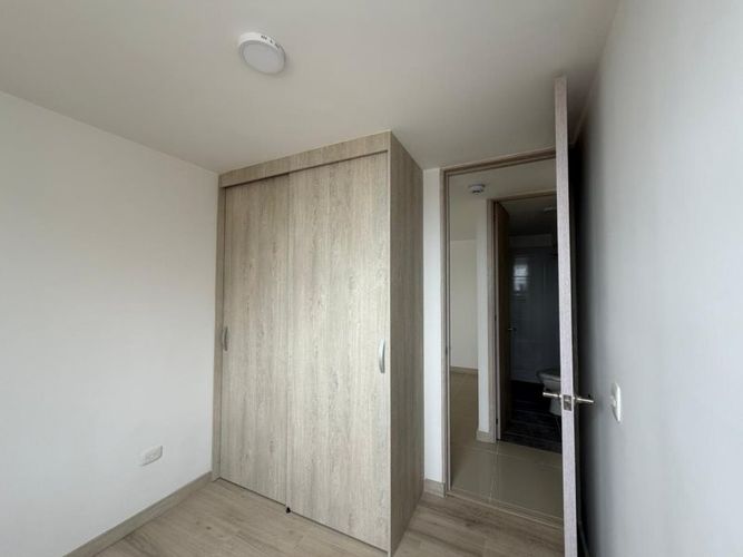Apartamento de 3 alcobas en venta en El Porvenir, Rionegro, 63 m² · foto 8 de 14