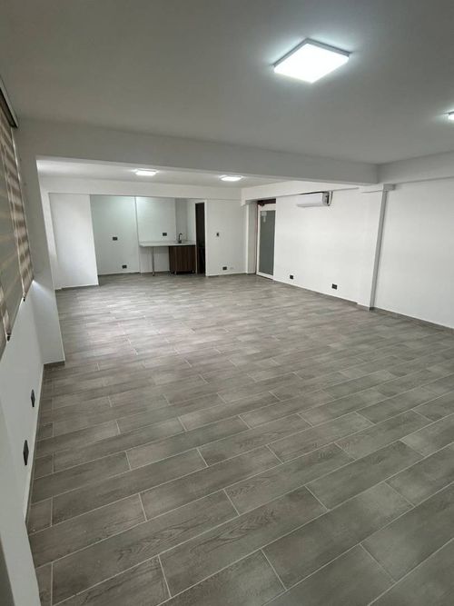 Oficina en arriendo en Manila, Medellín, 60 m² · foto 6 de 9