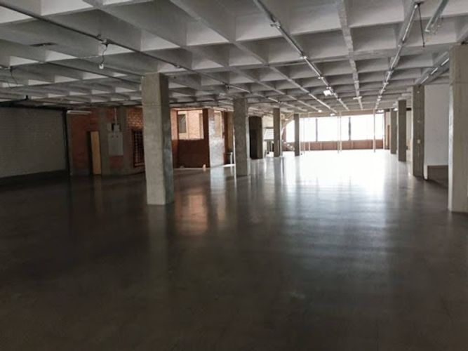 Local en arriendo en San Pablo Guayabal, Medellín, 870 m² · foto 4 de 5