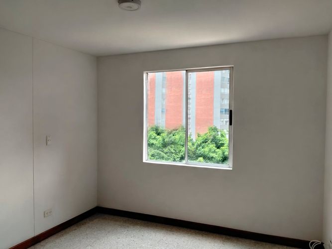 Apartamento de 3 alcobas en venta en El Poblado, Medellín, 137 m² · foto 7 de 20