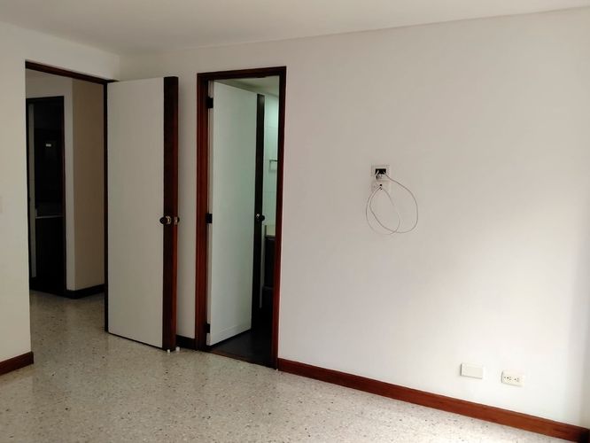 Apartamento de 3 alcobas en venta en El Poblado, Medellín, 137 m² · foto 15 de 20