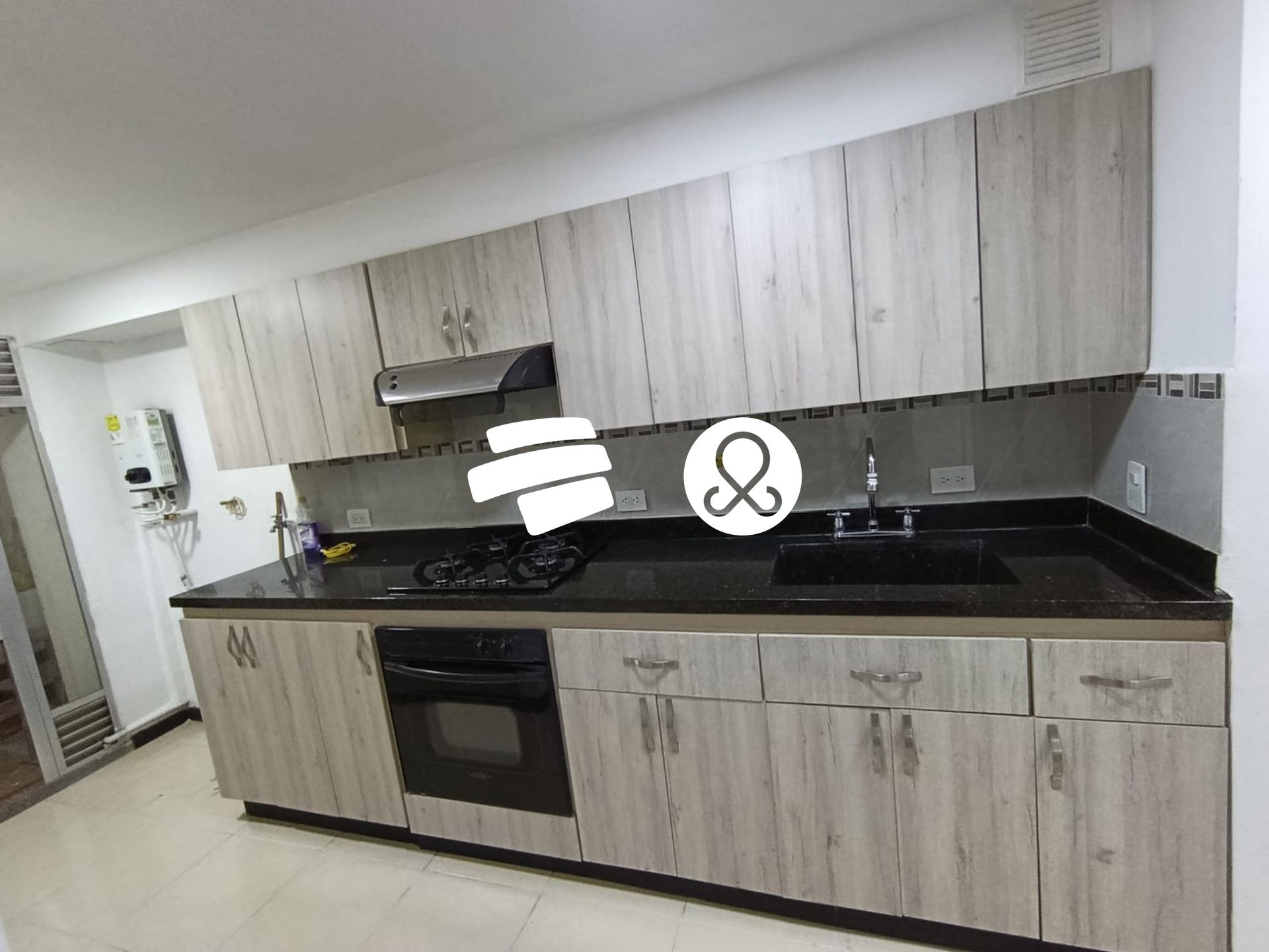 Apartamento en venta en Suramerica, La Estrella · foto 10 de 24