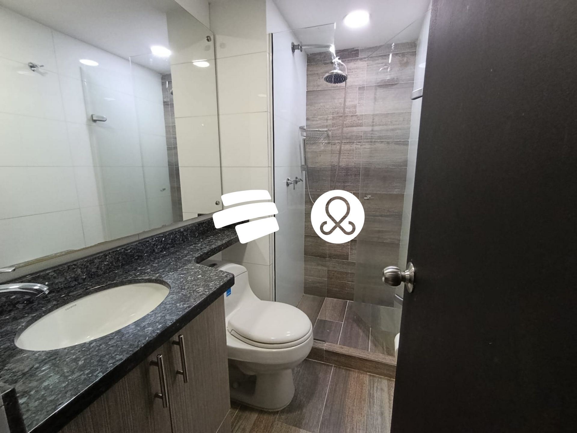 Apartamento en venta en Suramerica, La Estrella · foto 19 de 24