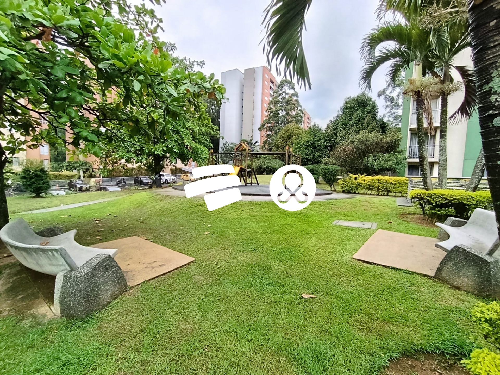 Apartamento en venta en Suramerica, La Estrella · foto 24 de 24