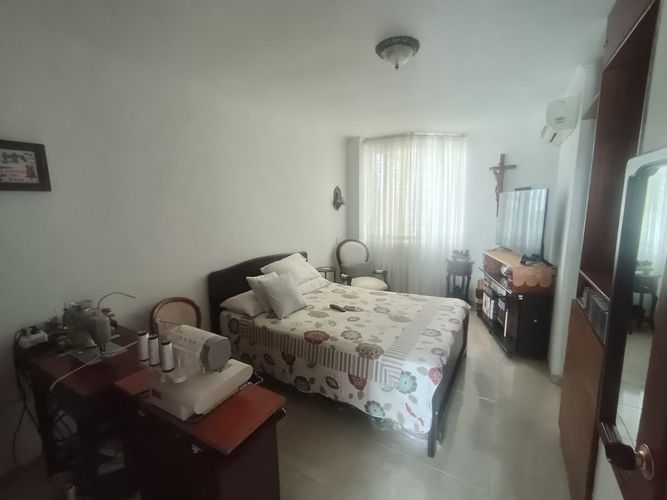 Apartamento en venta en El Limonar, Cali · foto 7 de 12