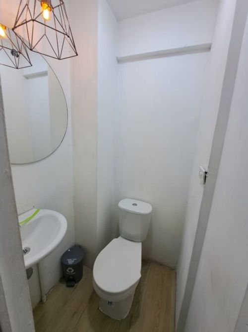 Local en venta en El Poblado, Medellín, 50 m² · foto 4 de 10