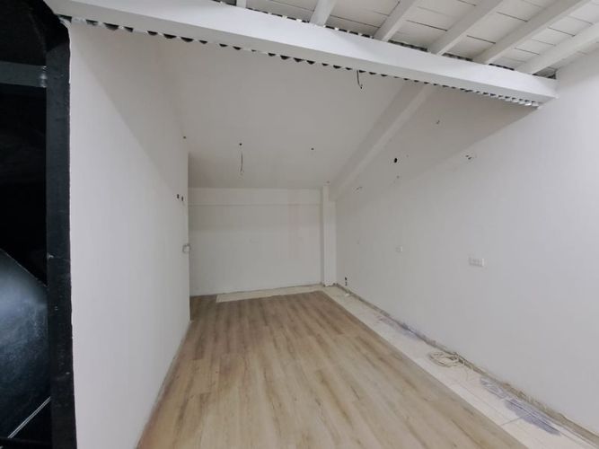 Local en venta en El Poblado, Medellín, 50 m² · foto 5 de 10