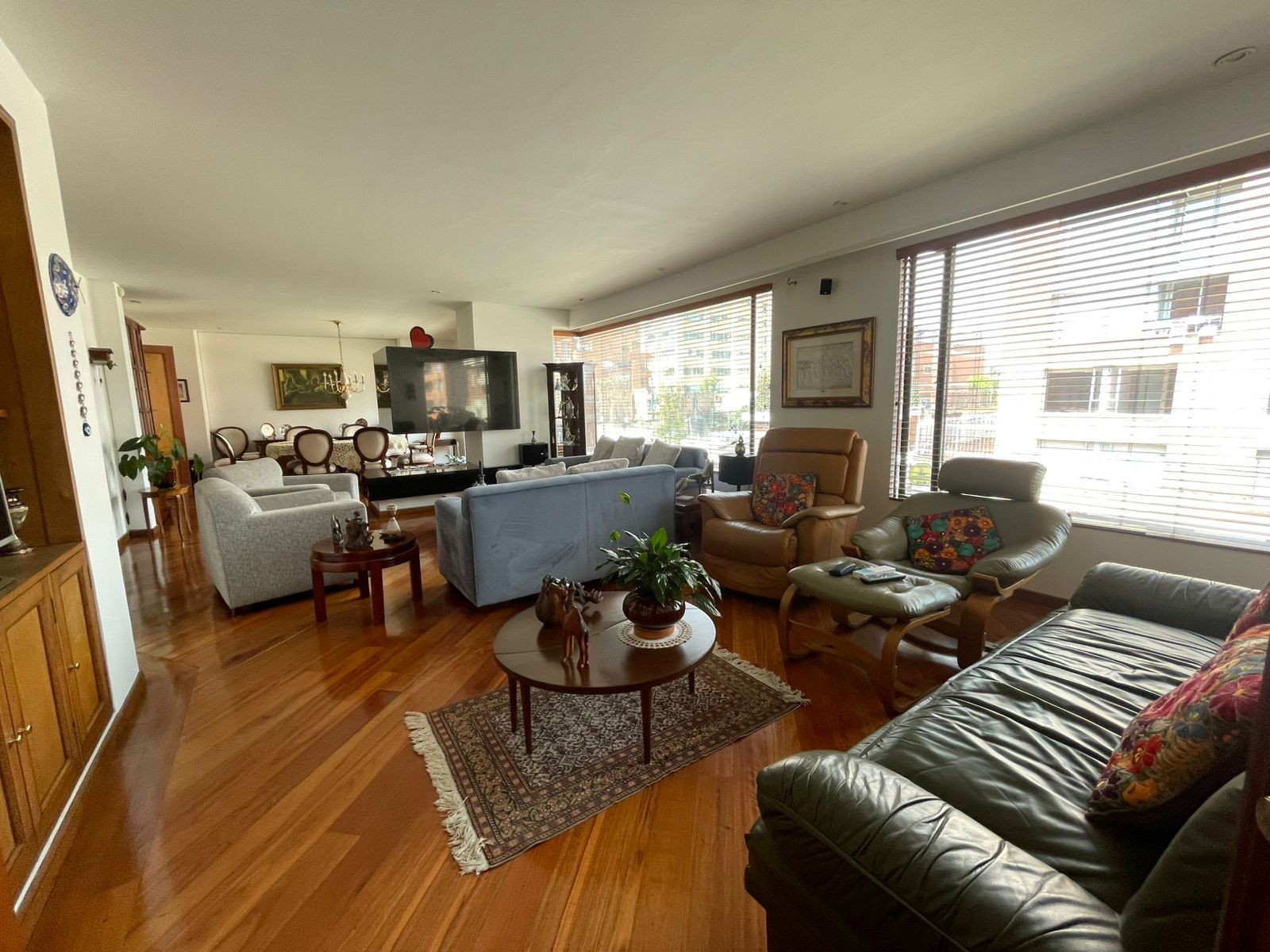 Apartamento en venta en Chicó Navarra, Bogotá · foto 2 de 14