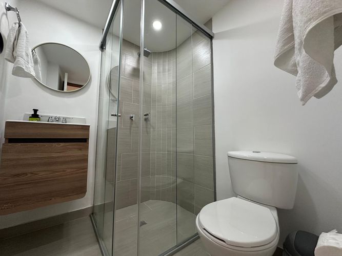 Apartamento de 2 alcobas en arriendo en El Poblado, Medellín, 60 m² · foto 15 de 16