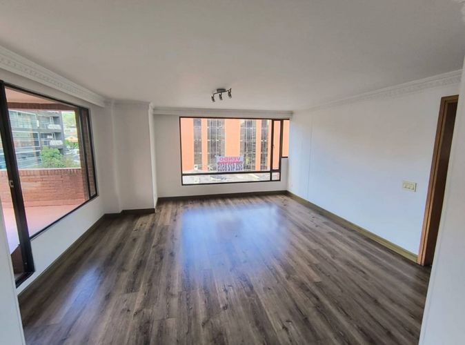 Apartamento de 4 alcobas en venta en Chico Norte, Bogotá, 249 m² · foto 6 de 24