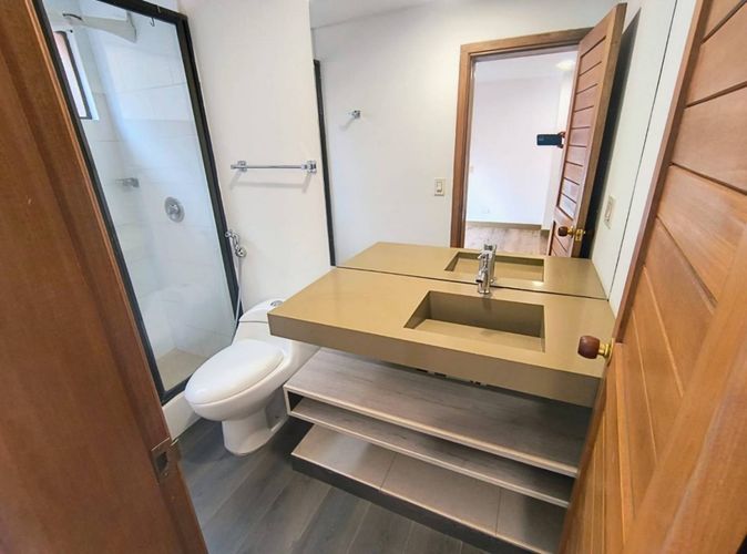Apartamento de 4 alcobas en venta en Chico Norte, Bogotá, 249 m² · foto 16 de 24