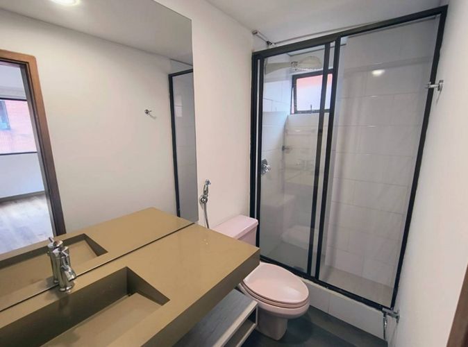 Apartamento de 4 alcobas en venta en Chico Norte, Bogotá, 249 m² · foto 19 de 24