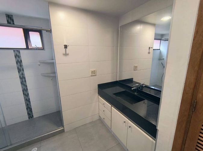 Apartamento de 4 alcobas en venta en Chico Norte, Bogotá, 249 m² · foto 22 de 24