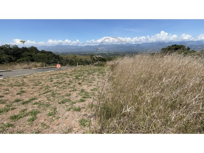 Lote en venta en Cerritos, Pereira, 1651 m² · foto 2 de 3