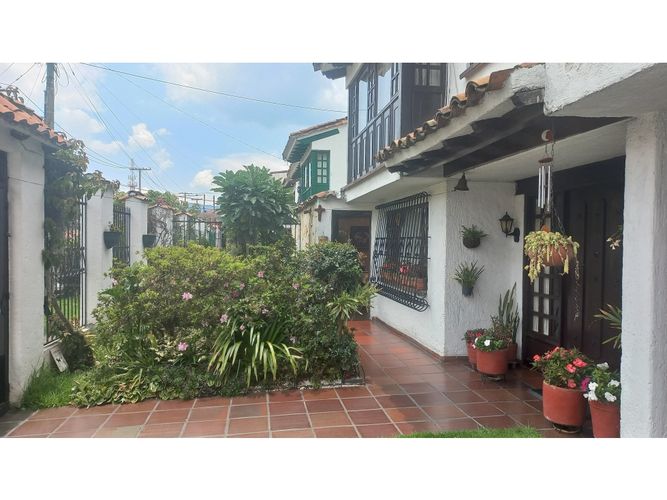 Casa en venta en Niza, Bogotá · foto 8 de 22