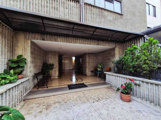Apartamento de 4 alcobas en arriendo en San Lucas, Envigado, 212 m² · foto 9 de 23