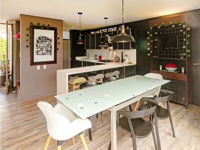 Casa de 3 alcobas en venta en El Dorado, Rionegro, 173 m² · foto 2 de 14