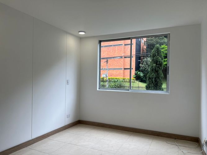 Apartamento de 2 alcobas en arriendo en Cumbres, Envigado, 76 m² · foto 11 de 18