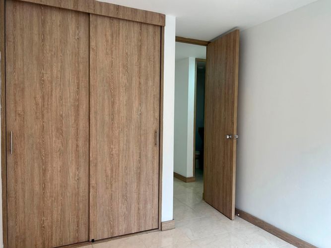 Apartamento de 2 alcobas en arriendo en Cumbres, Envigado, 76 m² · foto 13 de 18