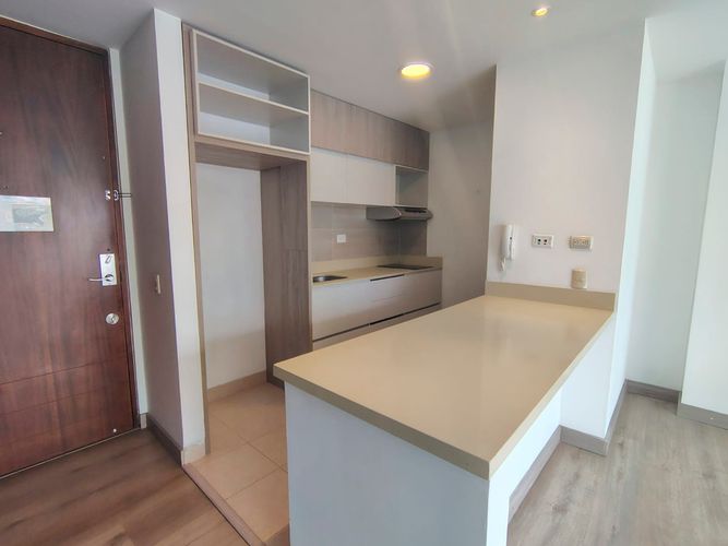 Apartamento en arriendo en El Poblado, Medellín · foto 4 de 12