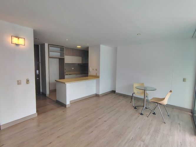 Apartamento en arriendo en El Poblado, Medellín · foto 5 de 12