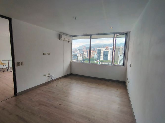 Apartamento en arriendo en El Poblado, Medellín · foto 8 de 12