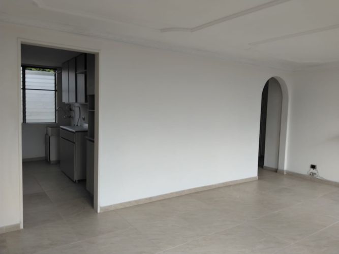 Apartamento de 3 alcobas en arriendo en El Poblado, Medellín, 85 m² · foto 2 de 19