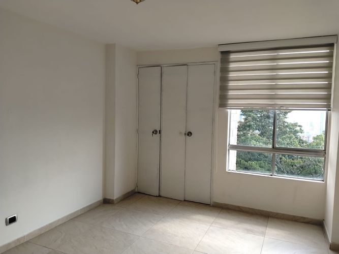 Apartamento de 3 alcobas en arriendo en El Poblado, Medellín, 85 m² · foto 10 de 19