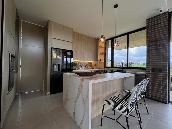 Casa de 3 alcobas en venta en La Ceja, 370 m² · foto 7 de 19