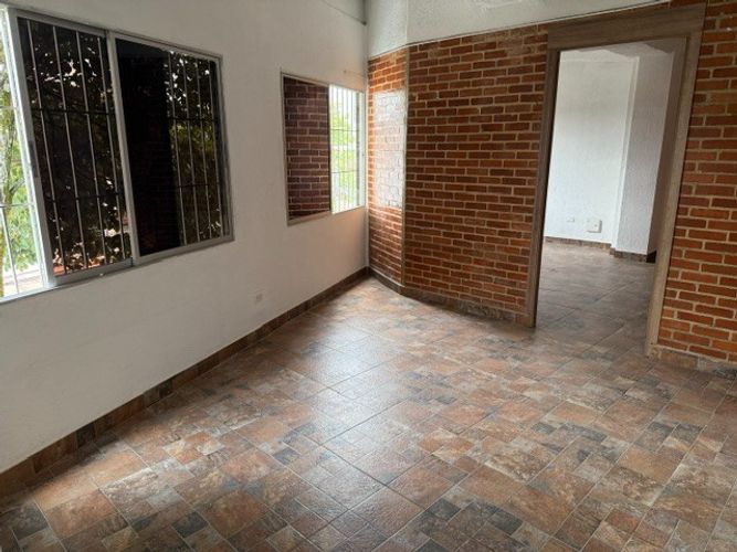 Bodega en arriendo en Villa Colombia, Cali, 237 m² · foto 7 de 19