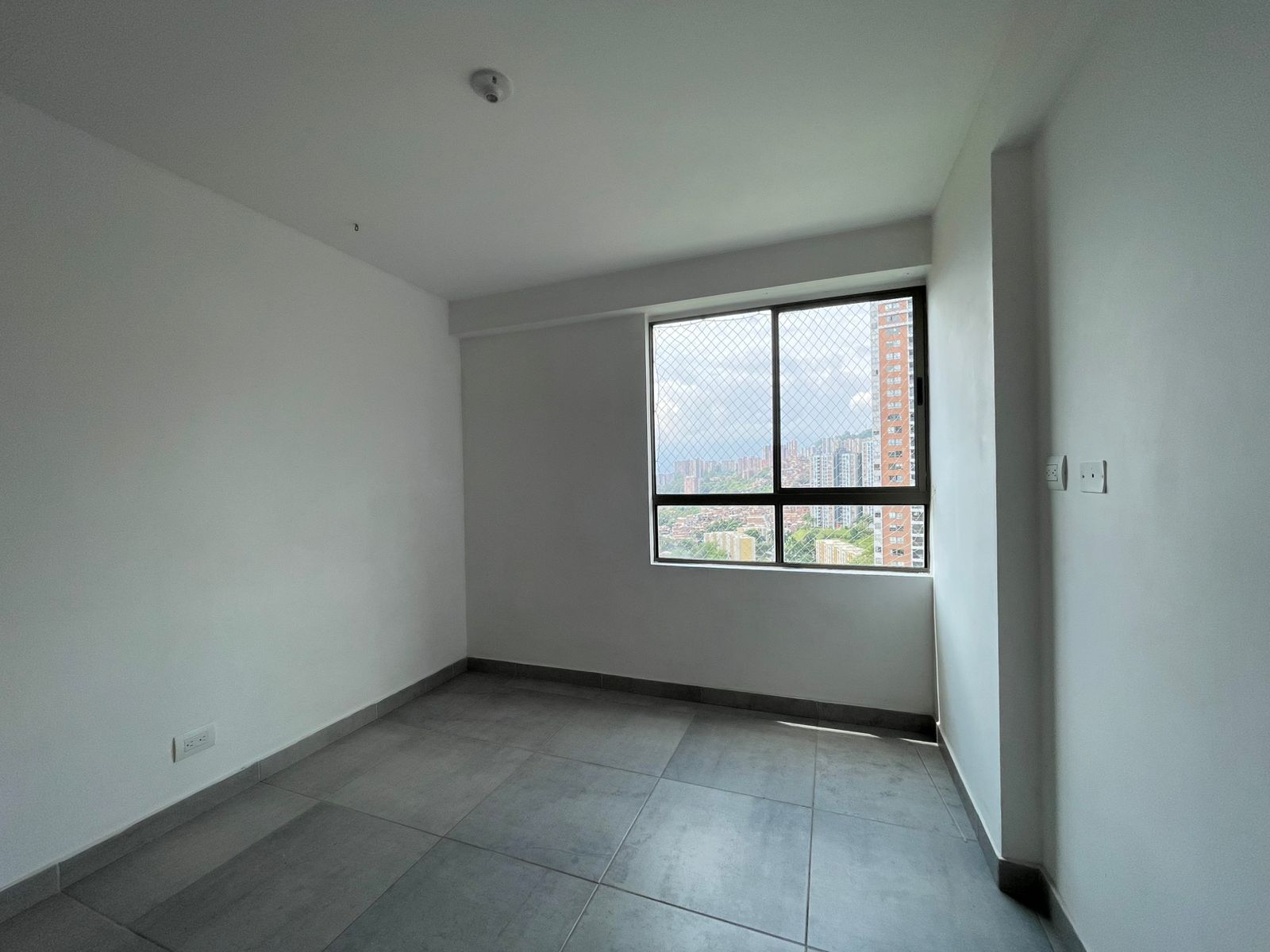 Apartamento en arriendo en Belén, Medellín · foto 13 de 19