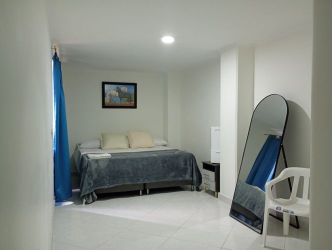 Apartamento de 4 alcobas en arriendo en Laureles, Medellín, 110 m² · foto 8 de 17