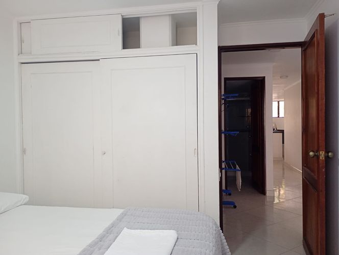 Apartamento de 4 alcobas en arriendo en Laureles, Medellín, 110 m² · foto 14 de 17