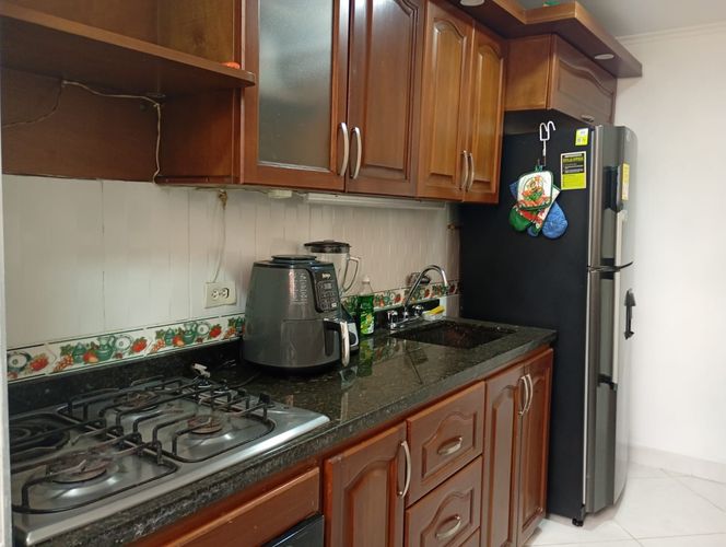 Apartamento de 4 alcobas en arriendo en Laureles, Medellín, 110 m² · foto 7 de 17