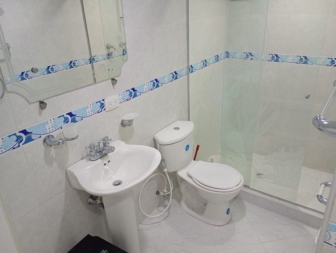 Apartamento de 4 alcobas en arriendo en Laureles, Medellín, 110 m² · foto 16 de 17