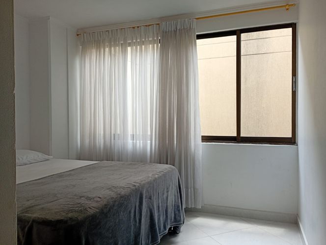 Apartamento de 4 alcobas en arriendo en Laureles, Medellín, 110 m² · foto 12 de 17