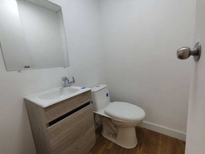 Oficina en arriendo en Milla De Oro, Medellín, 35 m² · foto 12 de 12