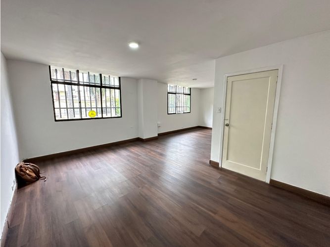 Local en arriendo en Las Acacias, Medellín, 110 m² · foto 7 de 22