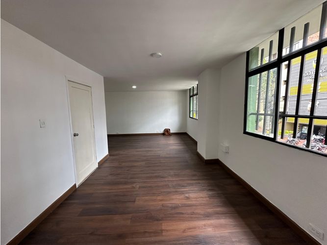 Local en arriendo en Las Acacias, Medellín, 110 m² · foto 9 de 22
