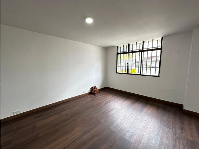 Local en arriendo en Las Acacias, Medellín, 110 m² · foto 11 de 22