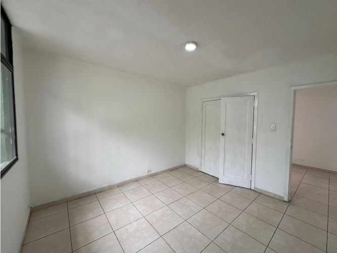 Local en arriendo en Las Acacias, Medellín, 110 m² · foto 19 de 22