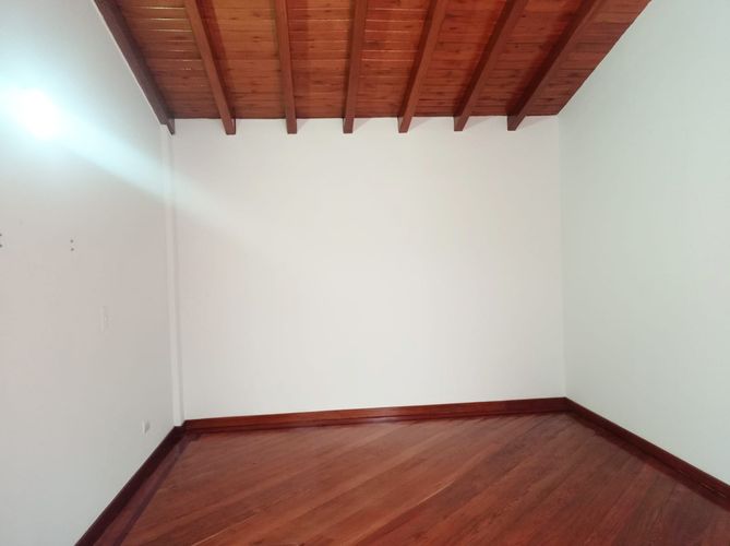 Casa de 5 alcobas en venta en El Poblado, Medellín, 360 m² · foto 12 de 20