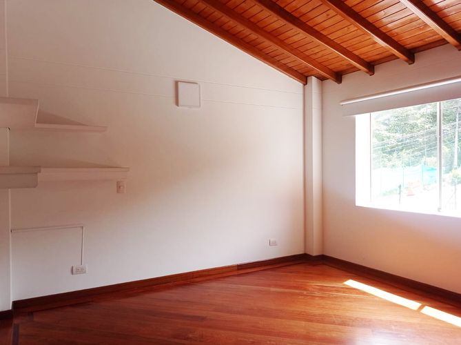 Casa de 5 alcobas en venta en El Poblado, Medellín, 360 m² · foto 15 de 20